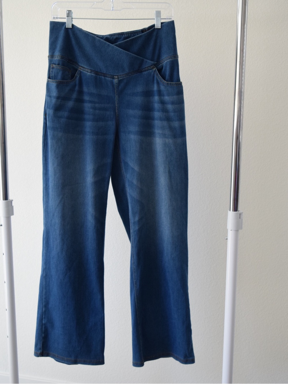 Halara Flex Large Crossover High Waisted Tummy Control Casual Straight Leg Jeans - Picture 2 of 9